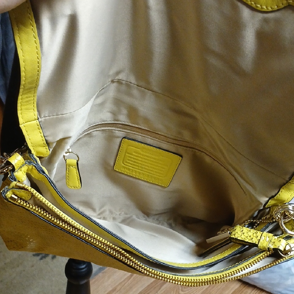Coach Yellow  Shoulder Bag - Picture 4 of 9